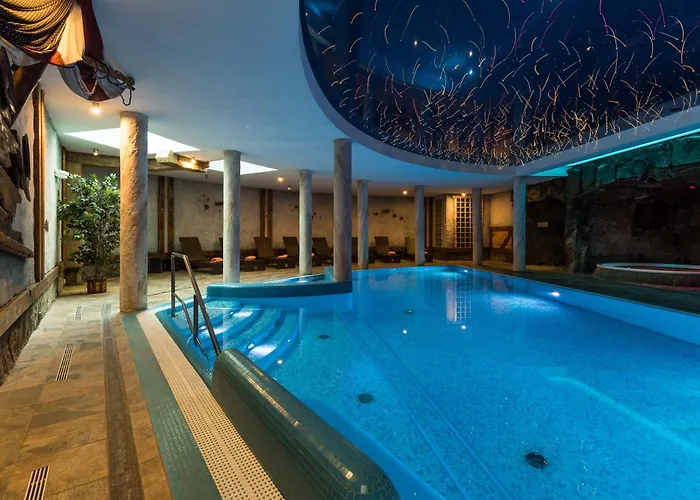 Hotel Krysztal Conference & Spa
